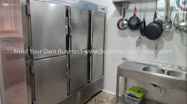 Restaurang/Bar till salu i Marbella - 499 950 € (Ref: 7965618)