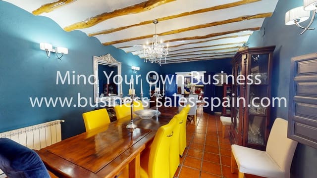 12 bedroom Guesthouse/B & B for sale in Granada city with pool garage - € 1,250,000 (Ref: 8685294)