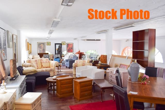 Shop for sale in Fuengirola - € 85,000 (Ref: 8760503)