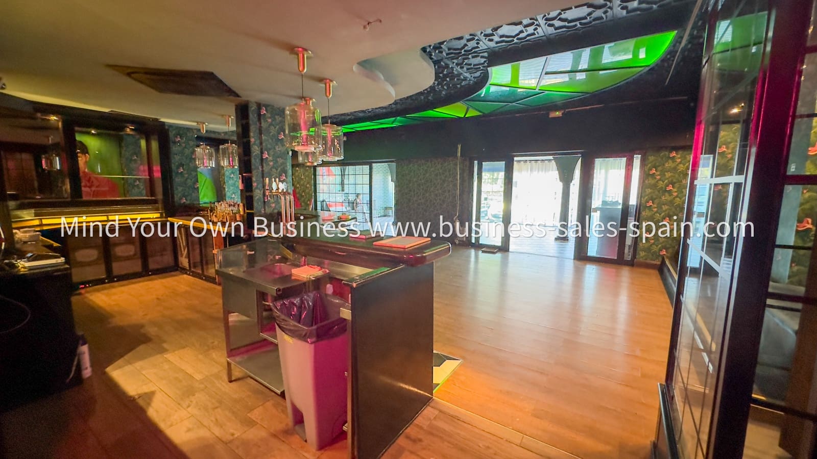 Restaurant/Bar til salgs i Marbella - € 525 000 (Ref: 8796539)
