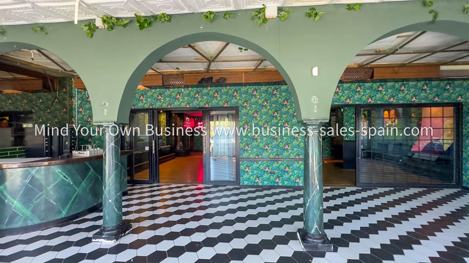 Restaurant/Bar til salgs i Marbella - € 525 000 (Ref: 8796539)