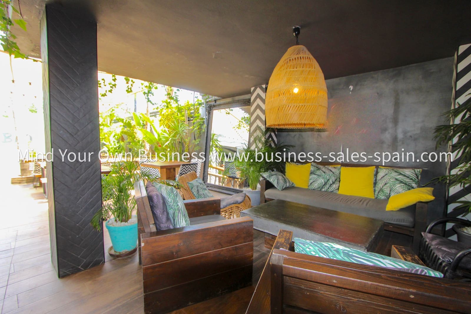 Restaurant/Bar til salgs i Nueva Andalucia - € 500 000 (Ref: 8847801)