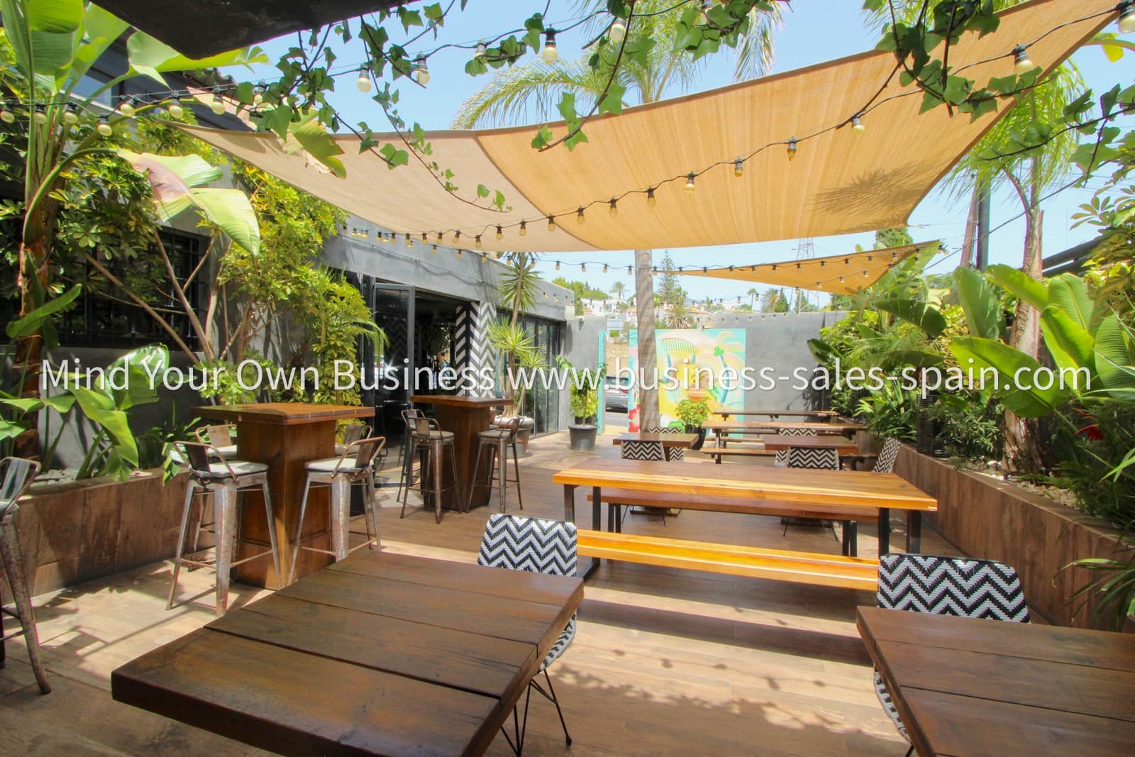 Restaurant/Bar til salgs i Nueva Andalucia - € 500 000 (Ref: 8847801)