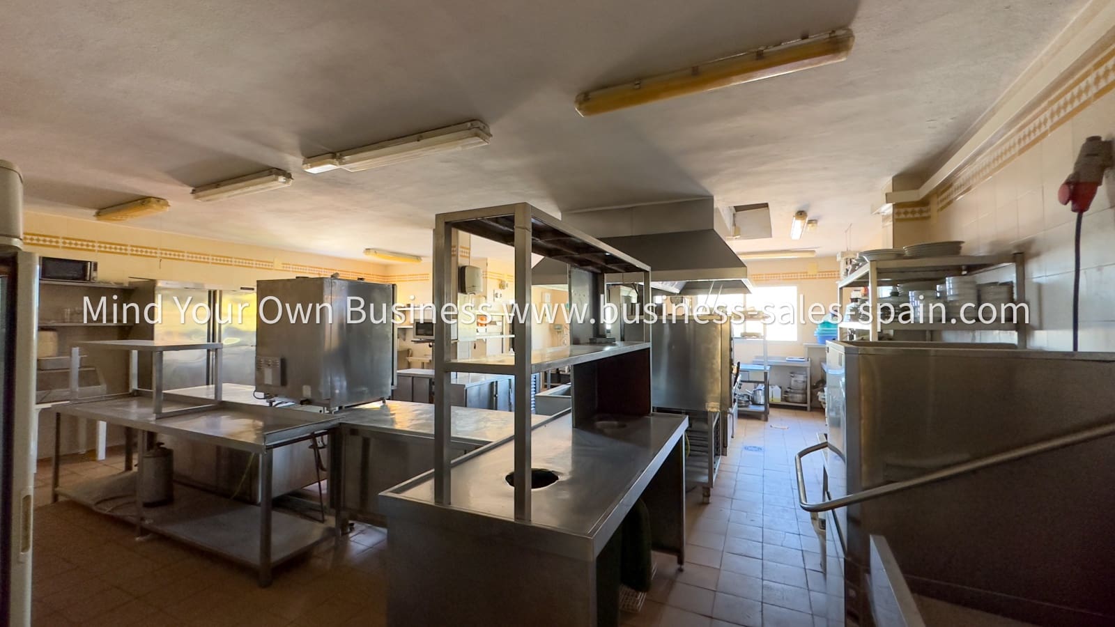 Restaurant/Bar til salg i Mijas - € 1.200.000 (Ref: 8848060)