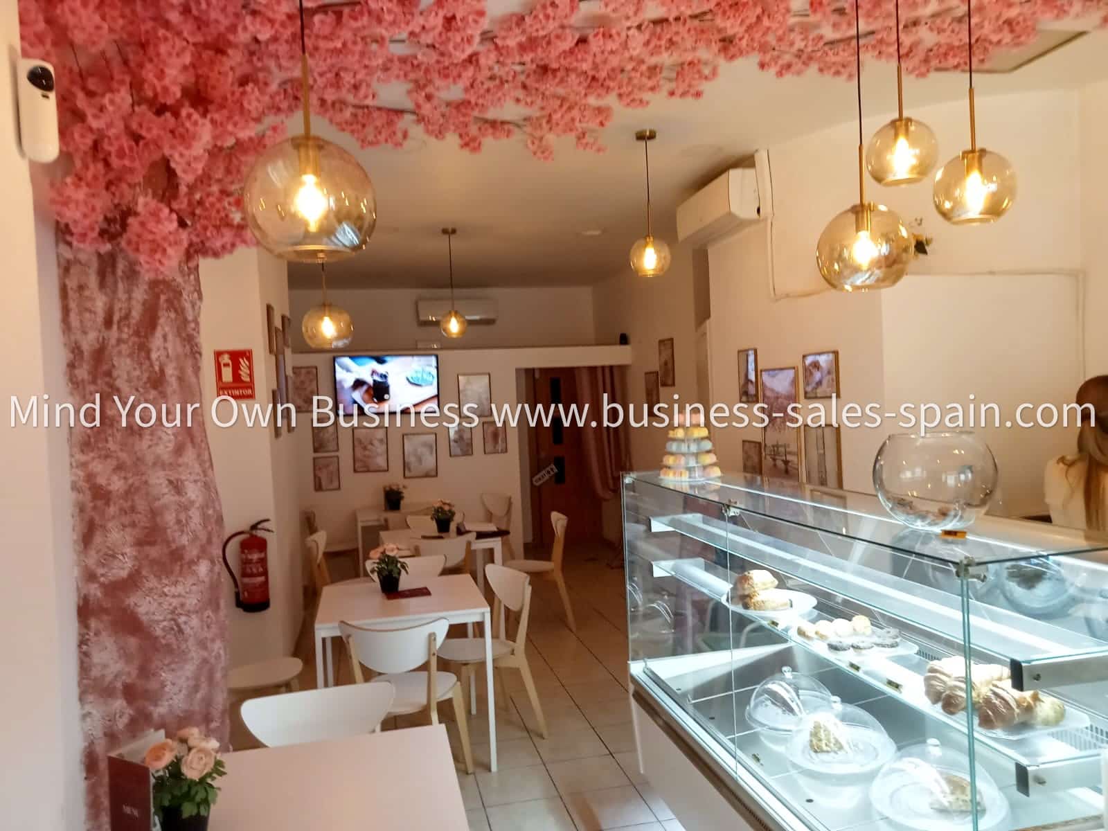 Restaurant/Bar til salg i Fuengirola - € 52.500 (Ref: 8939110)