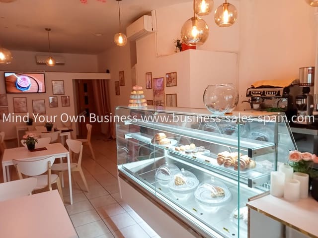 Ravintola/baari myytävänä paikassa Fuengirola - 52 500 € (Ref: 8939110)