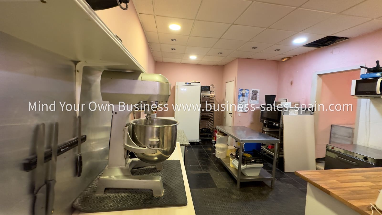 Restaurant/Bar til salg i Calahonda - € 15.000 (Ref: 9032229)