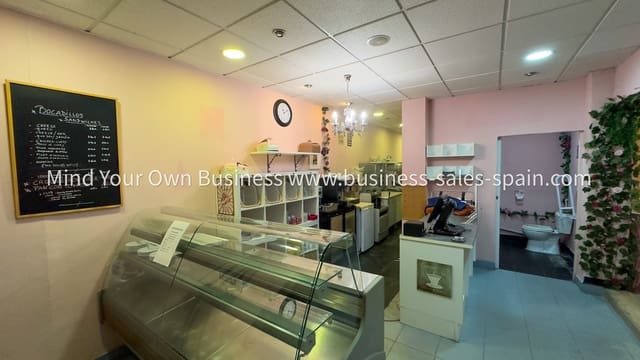 Restaurant/Bar til salgs i Calahonda, Mijas - € 15 000 (Ref: 9032229)