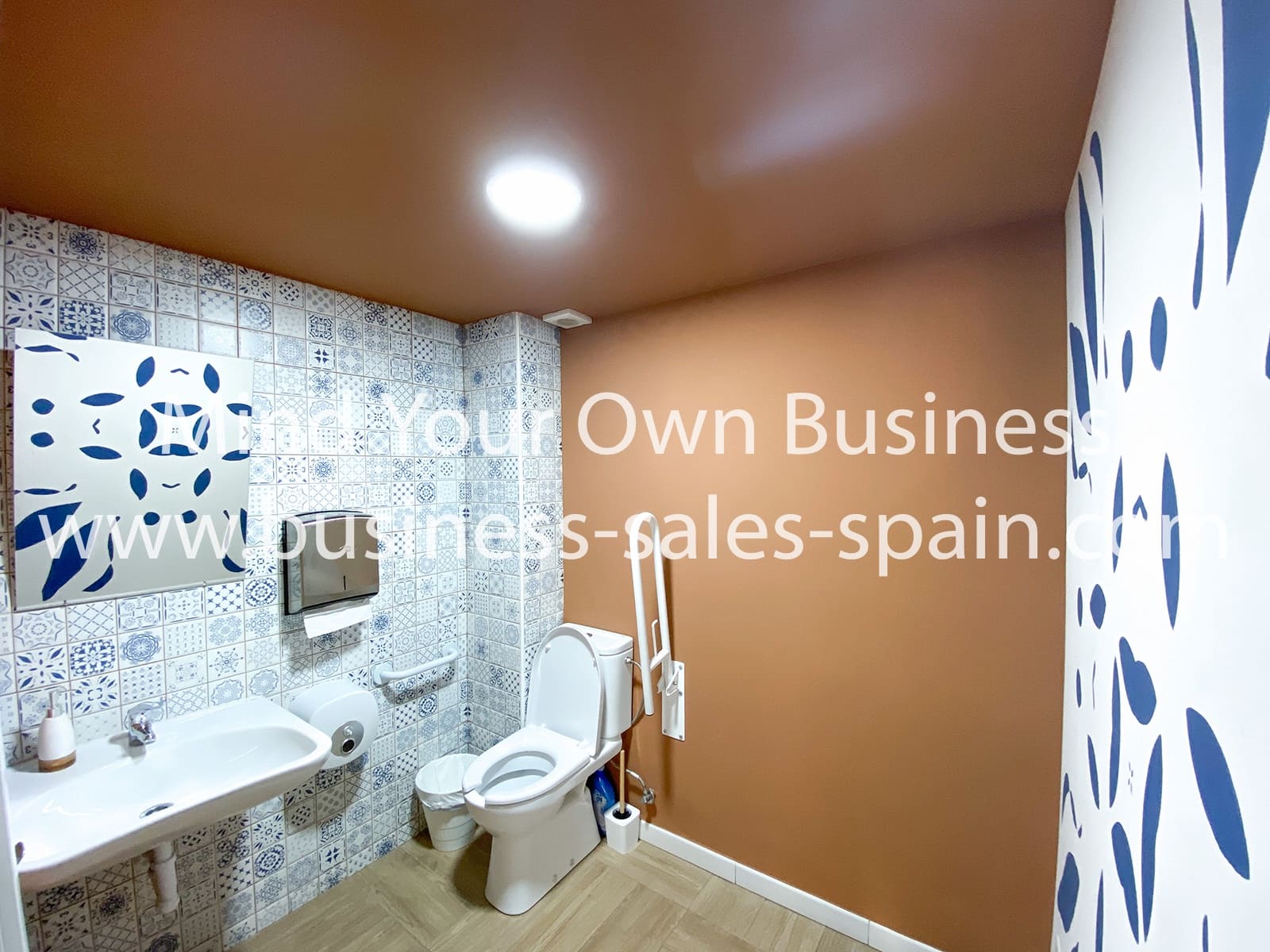 Restaurang/Bar till salu i Marbella - 39 000 € (Ref: 9033272)