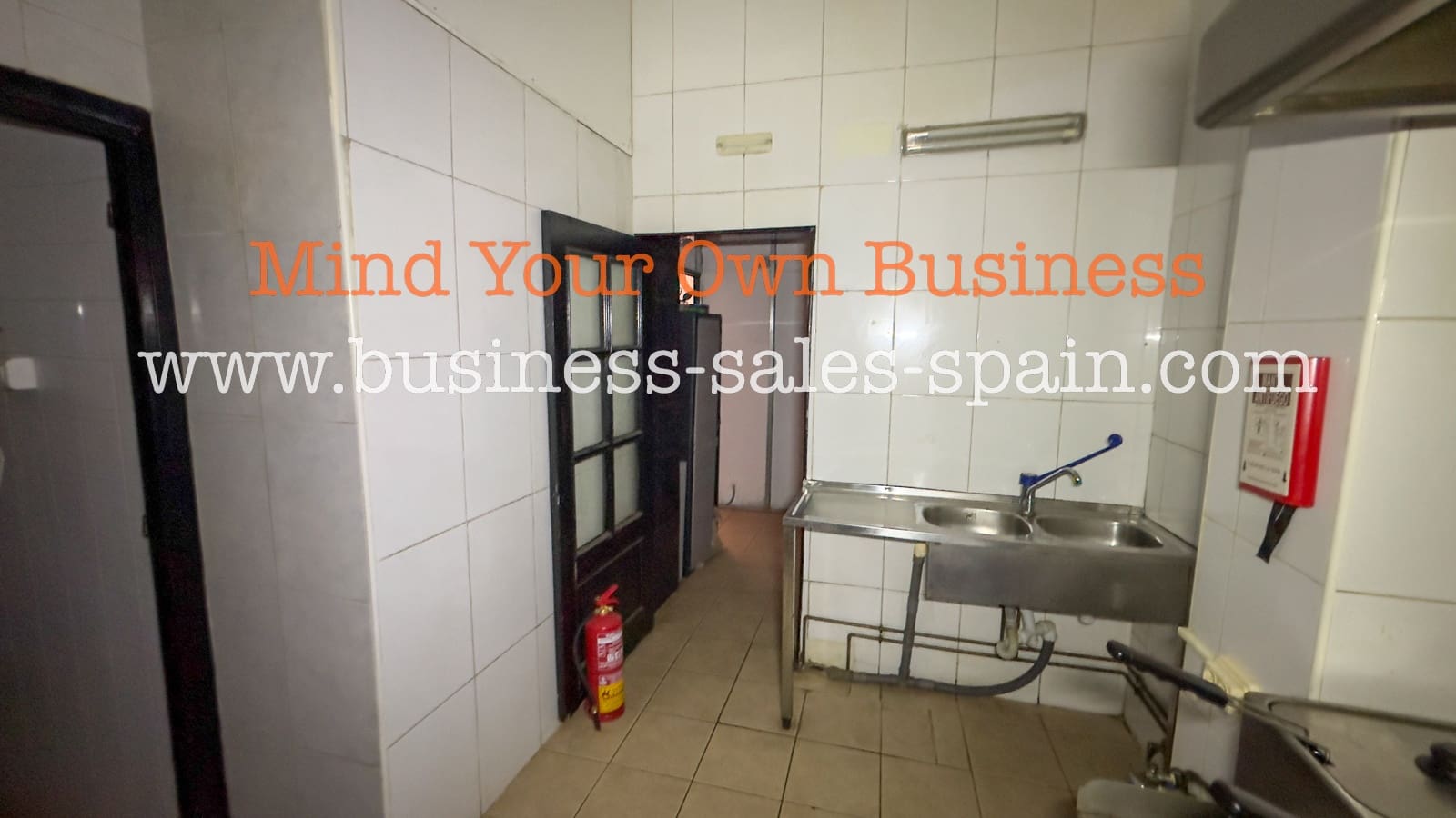 Restaurant/Bar for sale in Benalmadena - € 175,000 (Ref: 9075911)