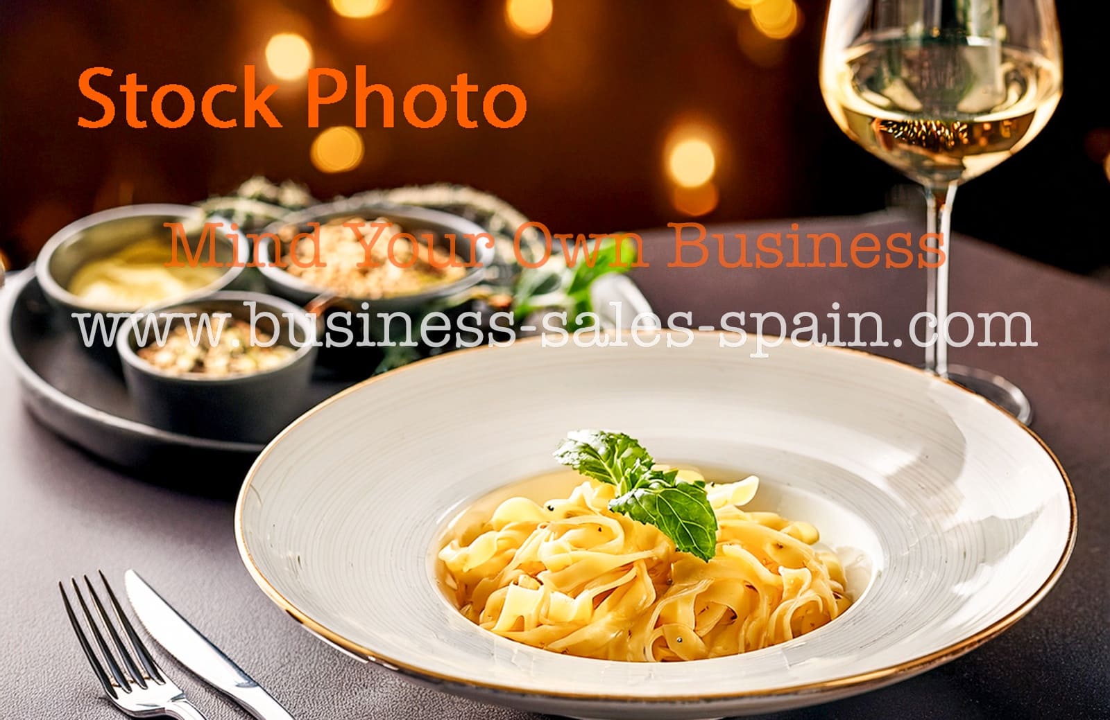 Restaurant/Bar til salgs i Mijas Costa - € 250 000 (Ref: 9128977)