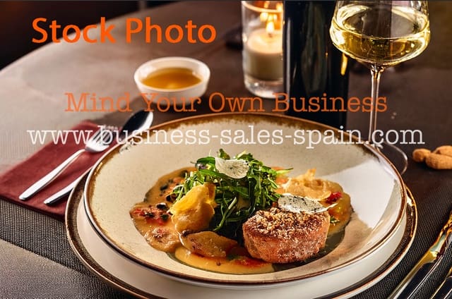 Restaurant/Bar til salgs i Mijas Costa, Mijas - € 250 000 (Ref: 9128977)