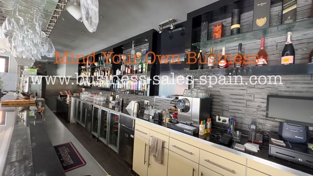 Restaurant/bar te koop in Los Boliches , Fuengirola - € 79.950 (Ref: 9138523)