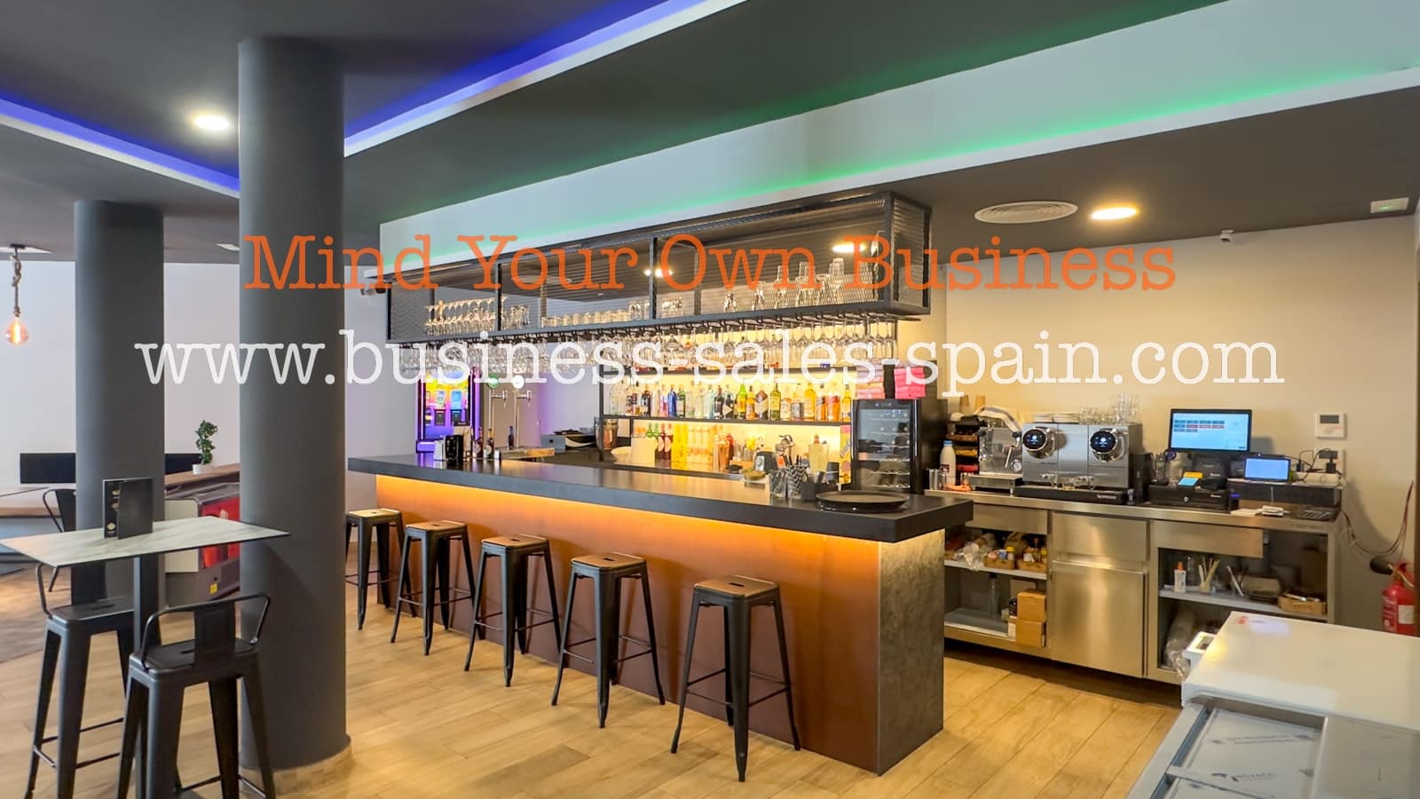 Restaurant/Bar til salgs i Fuengirola - € 89 500 (Ref: 9141873)