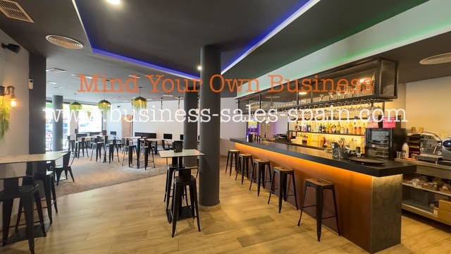 Restaurant/Bar til salg i Fuengirola - € 105.000 (Ref: 9141873)