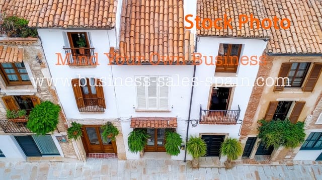Hotel til salg i Marbella - € 165.000 (Ref: 9142271)