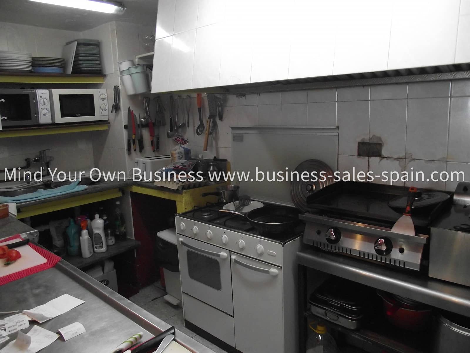 Restaurant/Bar til salg i Fuengirola - € 49.950 (Ref: 9150869)