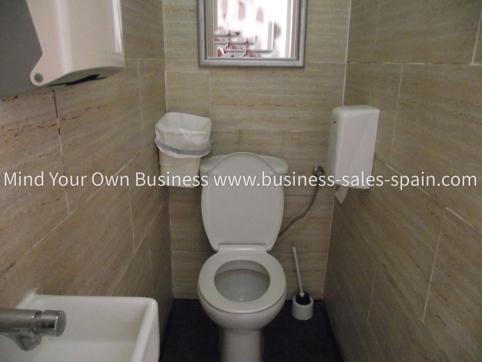 Restaurant/Bar til salg i Fuengirola - € 49.950 (Ref: 9150869)