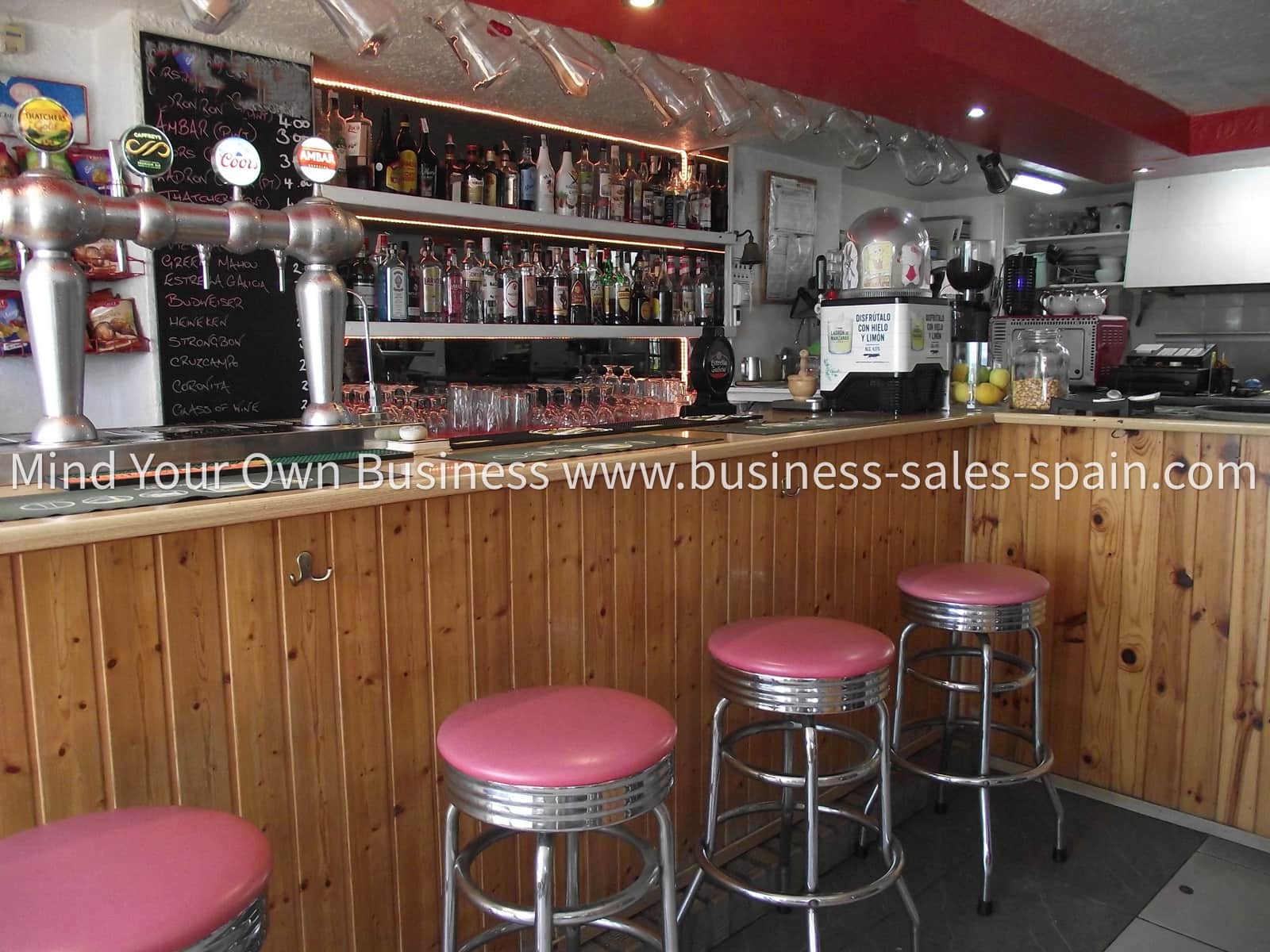 Restaurant/Bar til salg i Fuengirola - € 49.950 (Ref: 9150869)