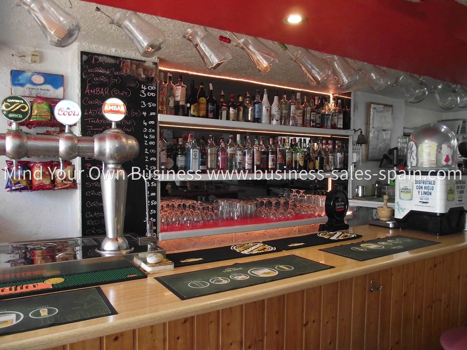 Restaurant/Bar til salg i Fuengirola - € 49.950 (Ref: 9150869)