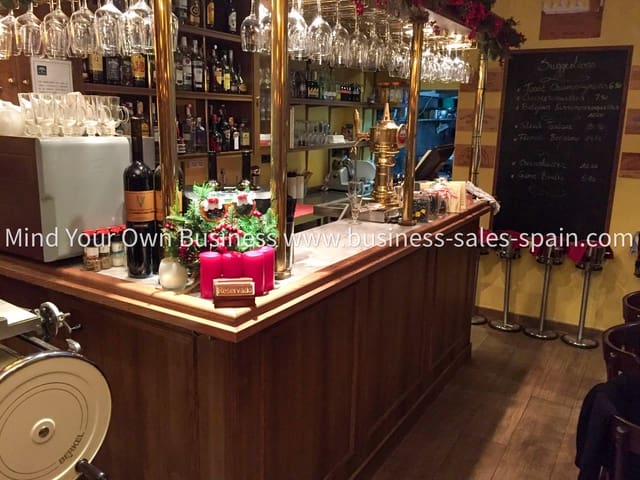 Restaurant/Bar til salgs i Mijas Costa, Mijas - € 250 000 (Ref: 9181615)