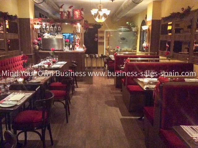Restaurant/Bar til salgs i Mijas Costa, Mijas - € 250 000 (Ref: 9181615)