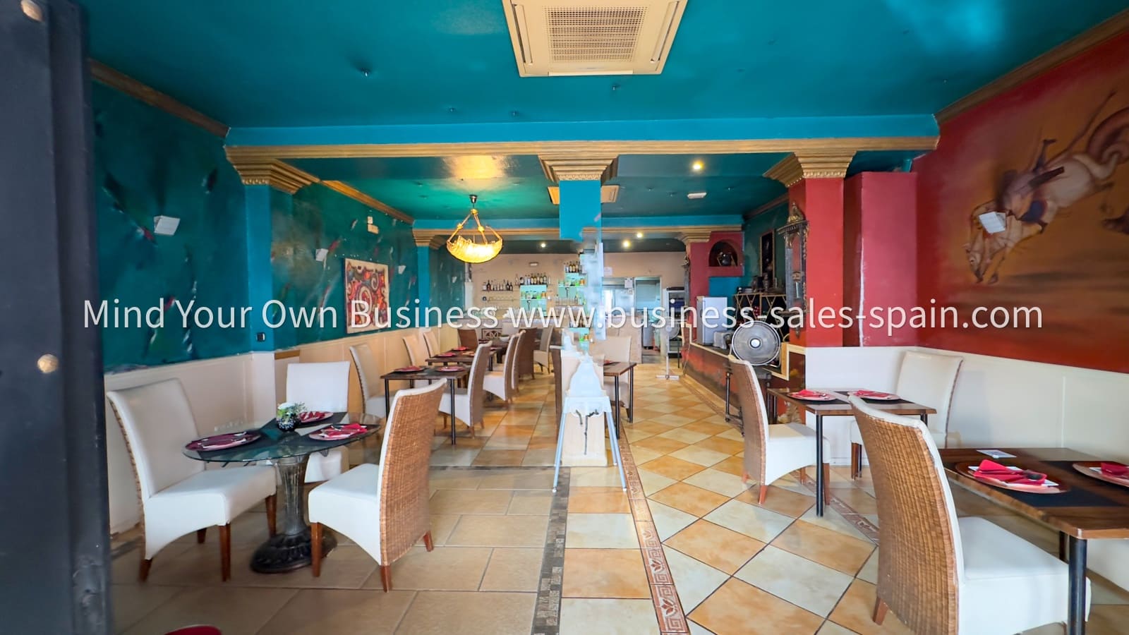 Restaurant/Bar til salgs i Fuengirola - € 39 950 (Ref: 9181636)