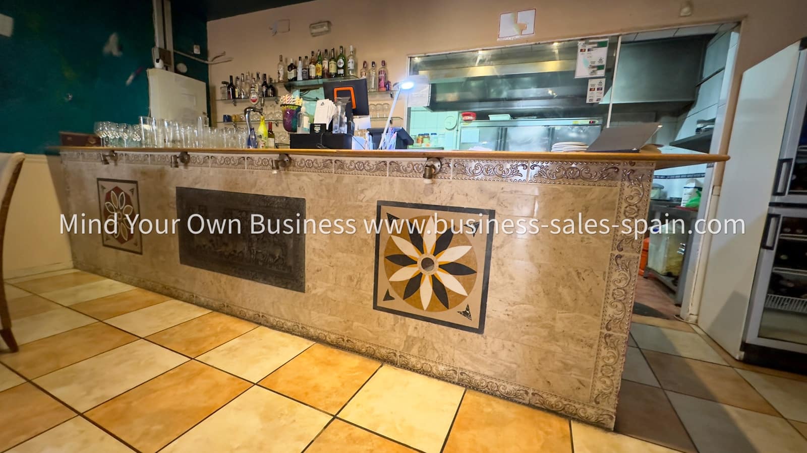 Restaurant/Bar til salgs i Fuengirola - € 39 950 (Ref: 9181636)