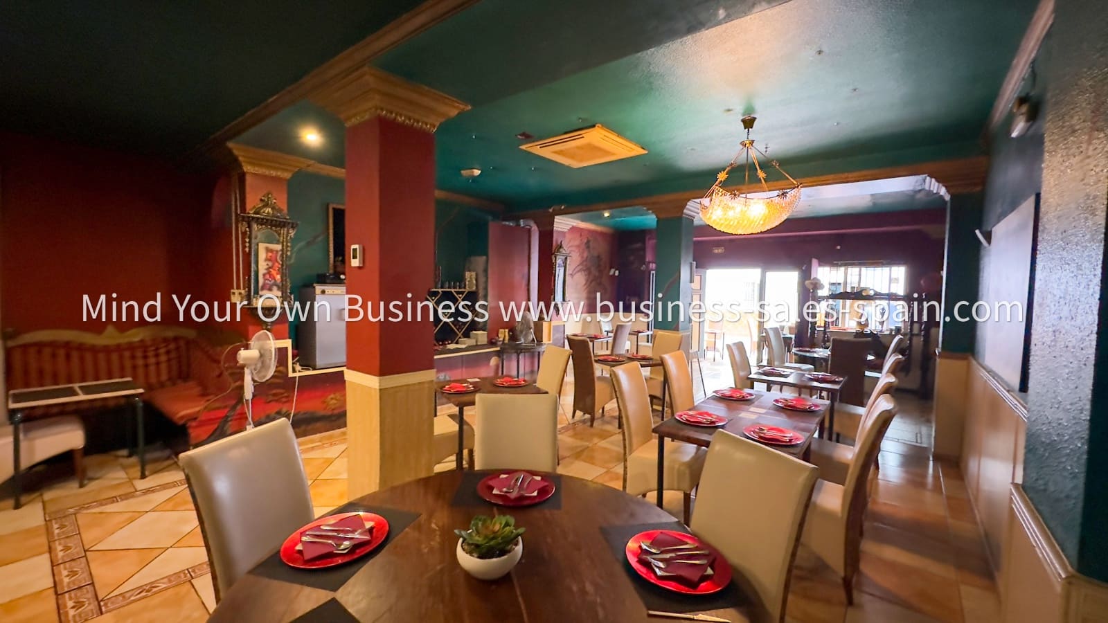 Restaurant/Bar til salgs i Fuengirola - € 39 950 (Ref: 9181636)
