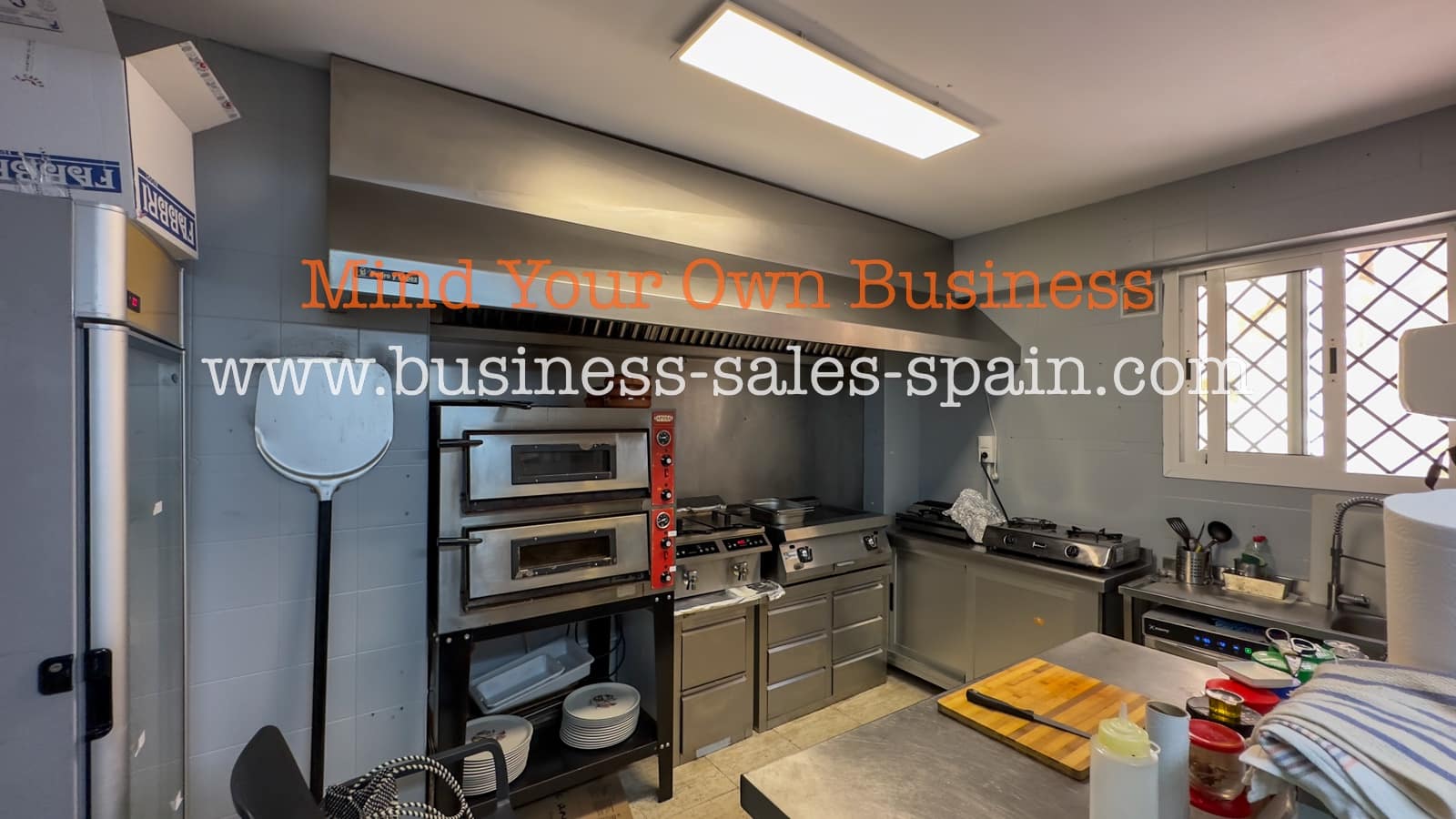 Restaurant/Bar for sale in San Pedro de Alcantara - € 55,000 (Ref: 9257977)