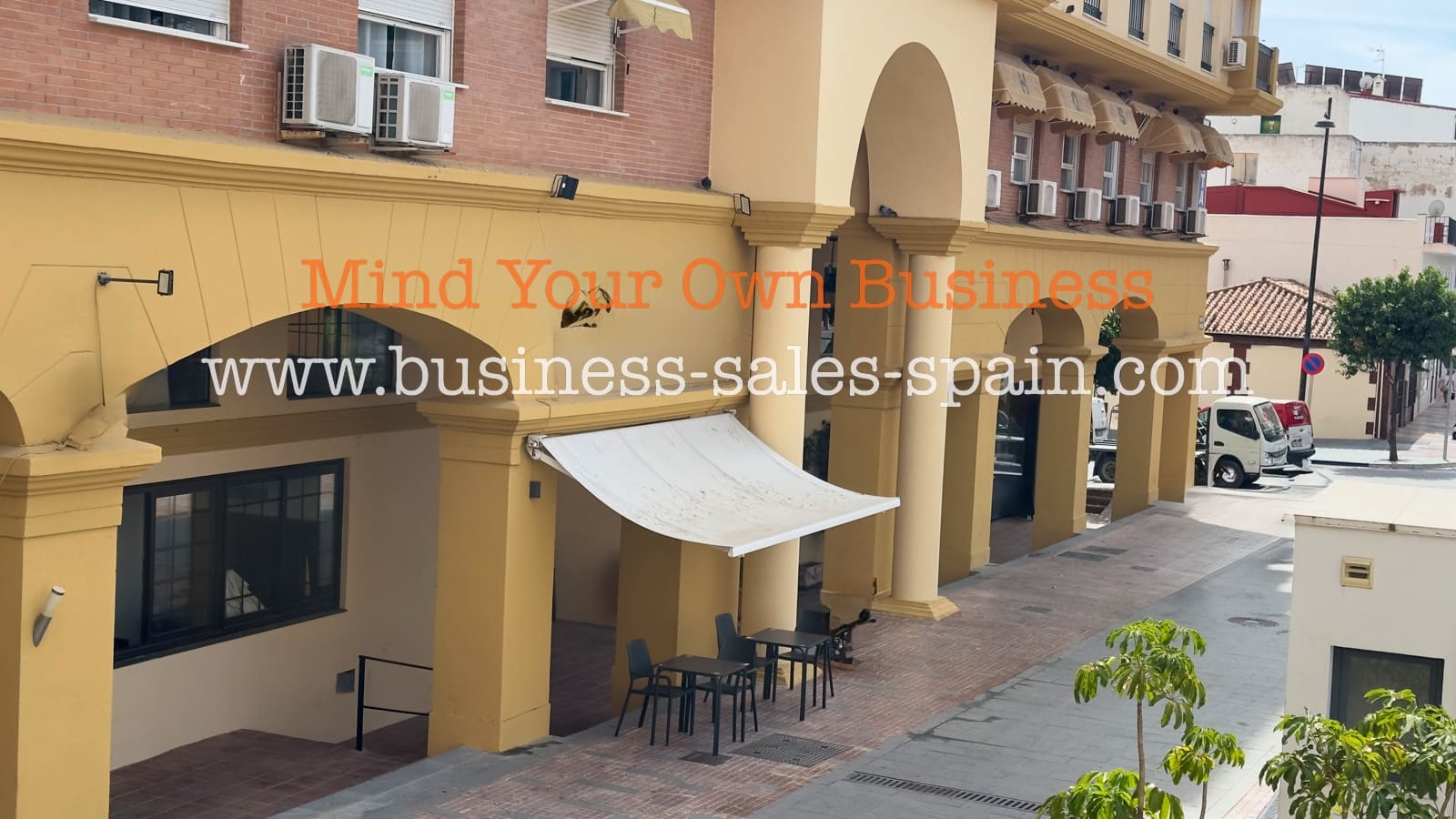 Restaurant/Bar for sale in San Pedro de Alcantara - € 55,000 (Ref: 9257977)