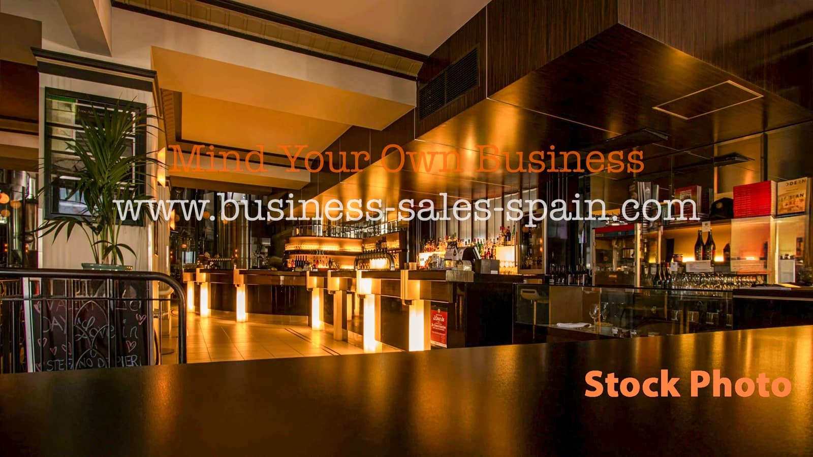 Restaurant/Bar til salgs i Torremolinos - € 200 000 (Ref: 9349775)