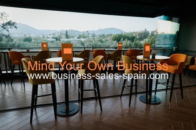 Business for sale in Nueva Andalucia, Marbella - € 700,000 (Ref: 9478912)