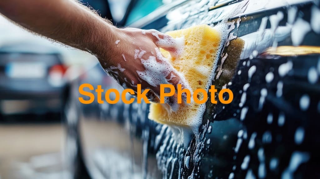 Local Comercial en Fuengirola en venta - 35.000 € (Ref: 9672239)