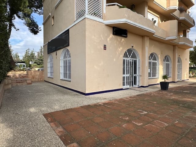 Kommersiell til salgs i Estepona - € 450 000 (Ref: 9694141)