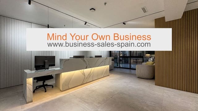 Kommersiell til salgs i Sotogrande, San Roque - € 650 000 (Ref: 9694145)