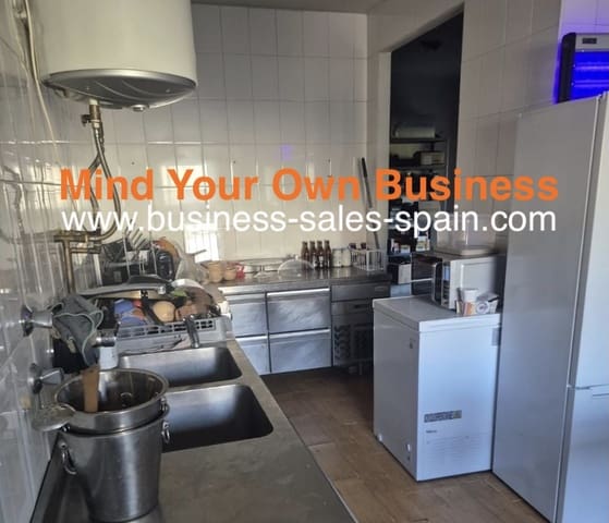 Business for sale in Alcaucín - € 55,000 (Ref: 9750835)