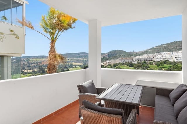 Apartamento de 2 habitaciones en Estepona en venta con piscina garaje - 299.000 € (Ref: 10120662)