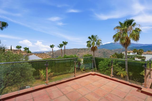4 camera da letto Villa in vendita in Sierra Blanca, Marbella con piscina garage - 1.400.000 € (Rif: 10120665)