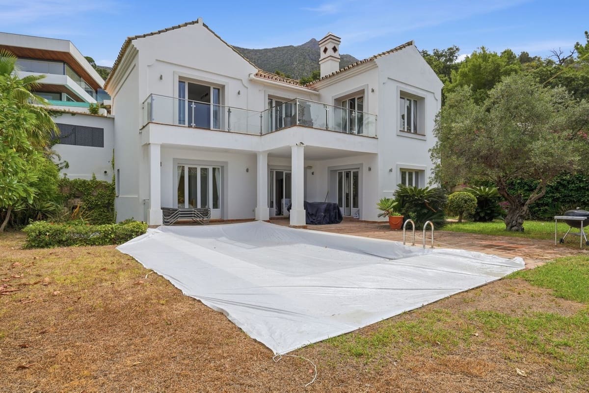 4 Zimmer Villa zu verkaufen in Golden Mile mit Pool Garage - 1.400.000 € (Ref: 10120665)