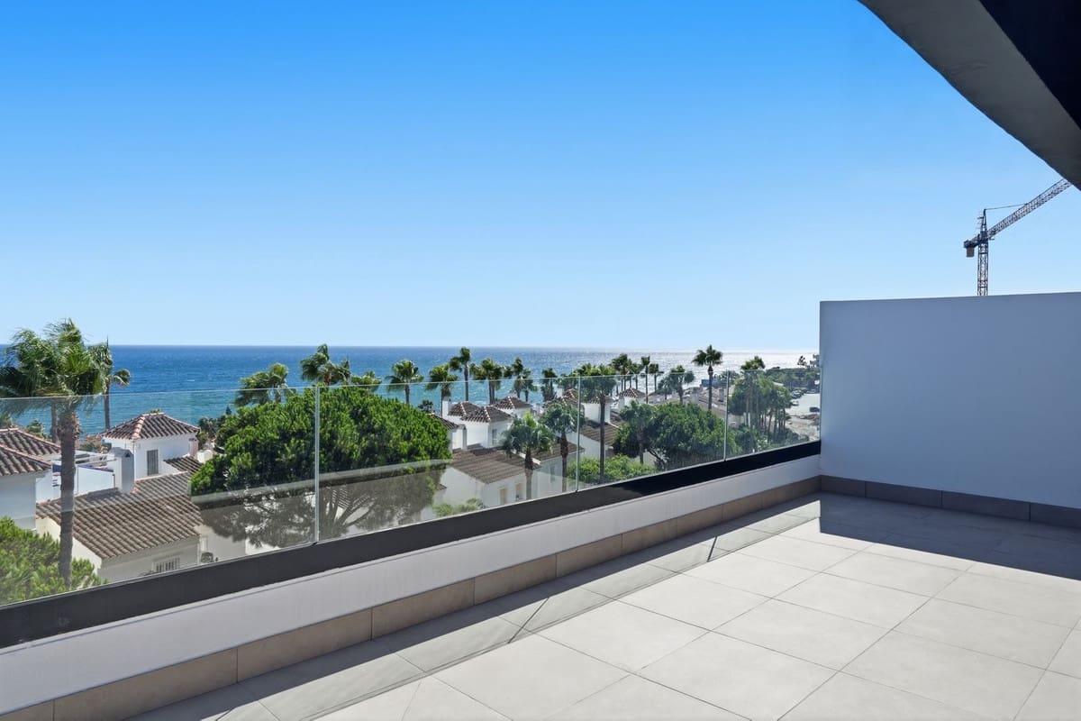 3 bedroom Penthouse for sale in El Chaparral with pool garage - € 749,400 (Ref: 10120668)