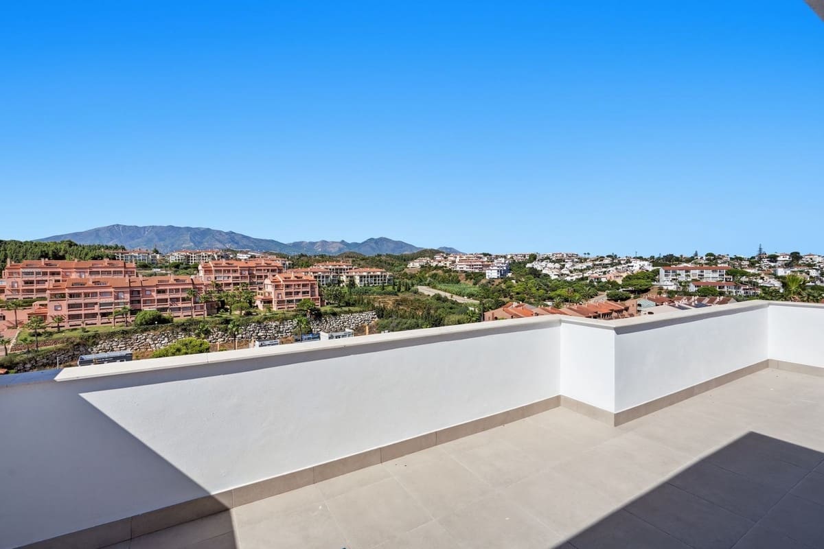 3 bedroom Penthouse for sale in El Chaparral with pool garage - € 749,400 (Ref: 10120668)