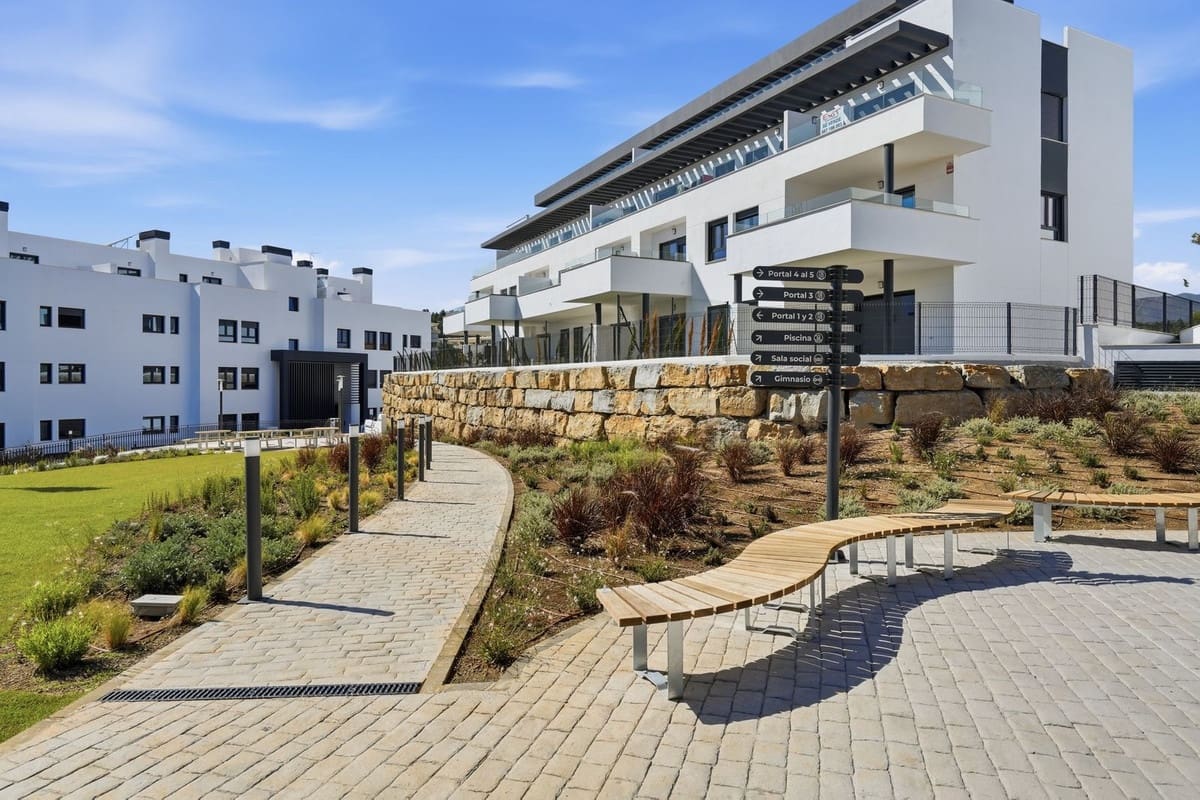 3 bedroom Penthouse for sale in El Chaparral with pool garage - € 749,400 (Ref: 10120668)