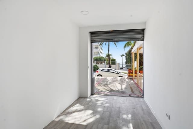 Bedrijf te koop in Benalmadena Costa, Benalmádena - € 109.999 (Ref: 10120670)