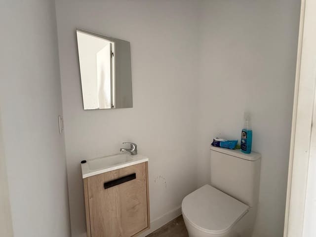 Bedrijf te koop in Benalmadena Costa, Benalmádena - € 109.999 (Ref: 10120670)