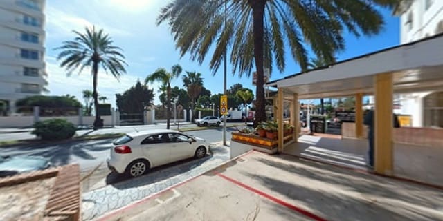 Bedrijf te koop in Benalmadena Costa, Benalmádena - € 109.999 (Ref: 10120670)