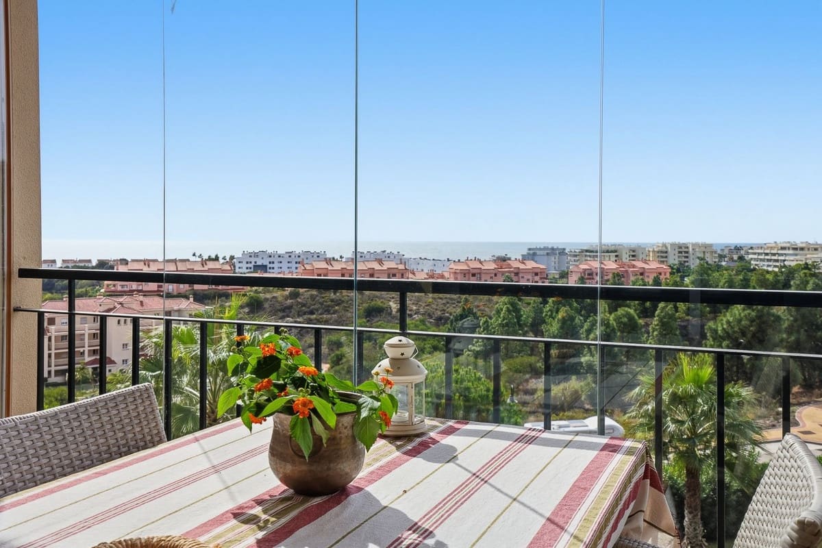 2 sypialnia Apartament na sprzedaż w El Chaparral z basenem garażem - 389 000 € (Ref: 10165861)