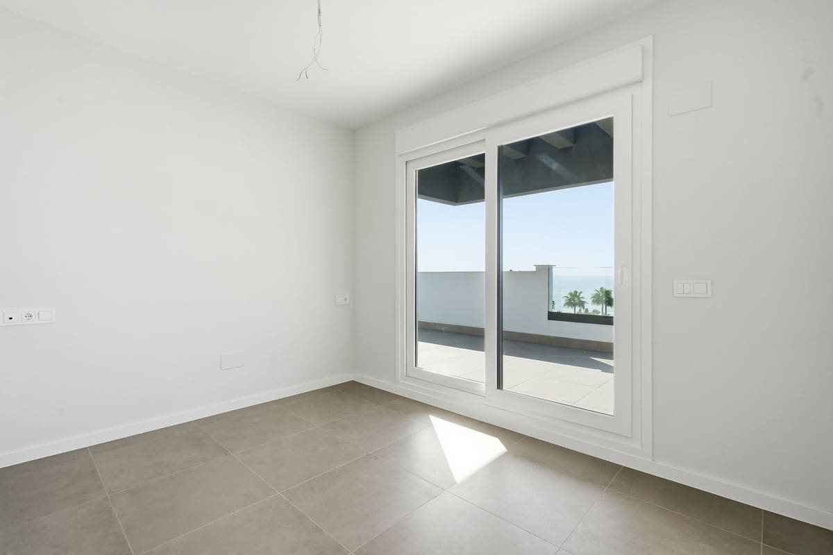3 bedroom Penthouse for sale in El Chaparral with pool garage - € 749,000 (Ref: 10183748)