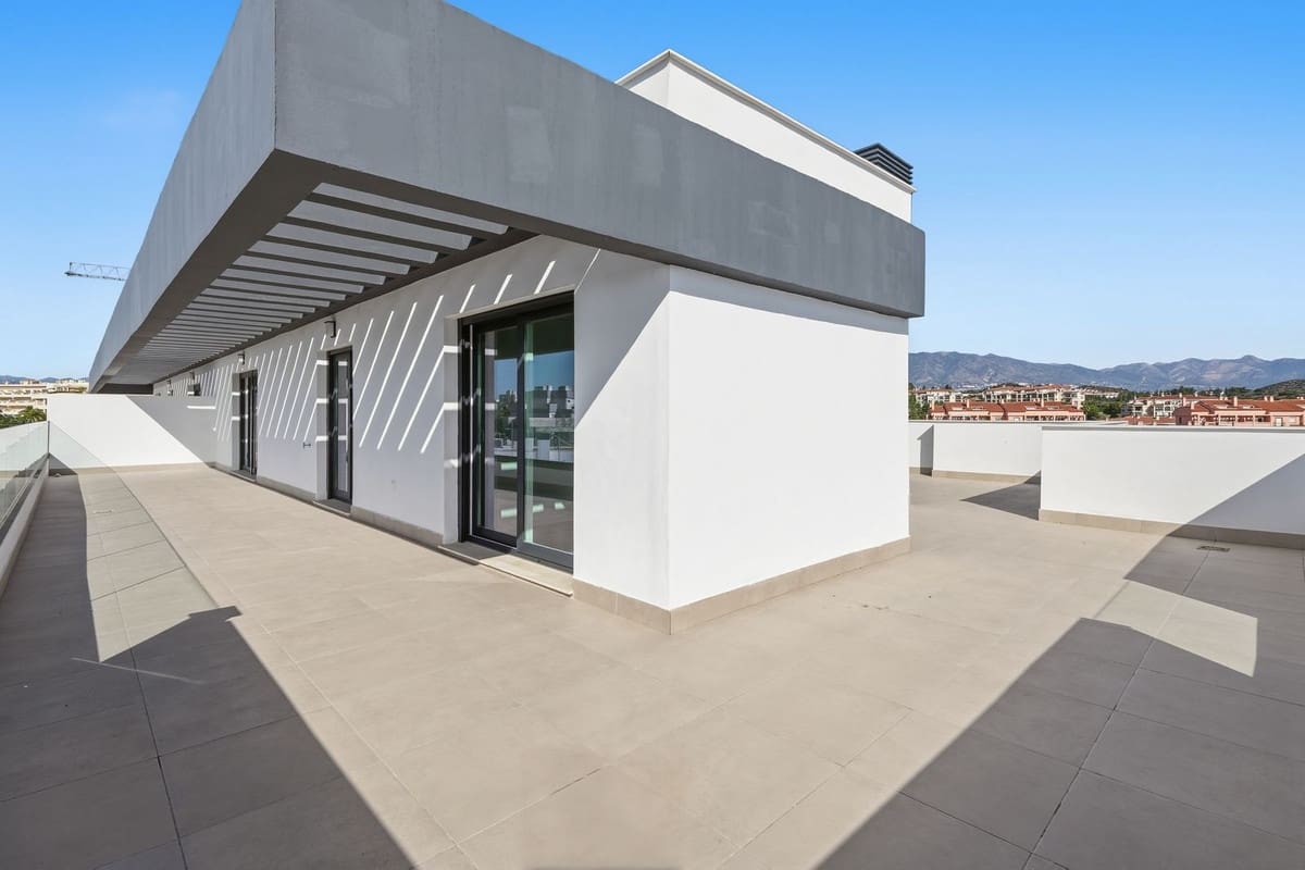 3 bedroom Penthouse for sale in El Chaparral with pool garage - € 749,000 (Ref: 10183748)