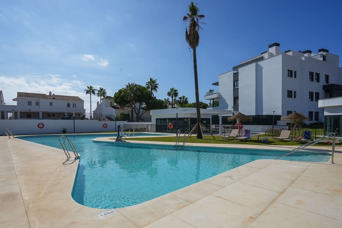 3 bedroom Penthouse for sale in El Chaparral with pool garage - € 749,000 (Ref: 10183748)